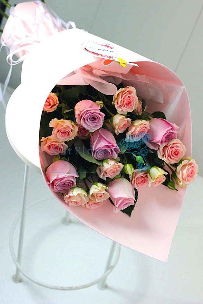 Букет роз Лепестки нежности